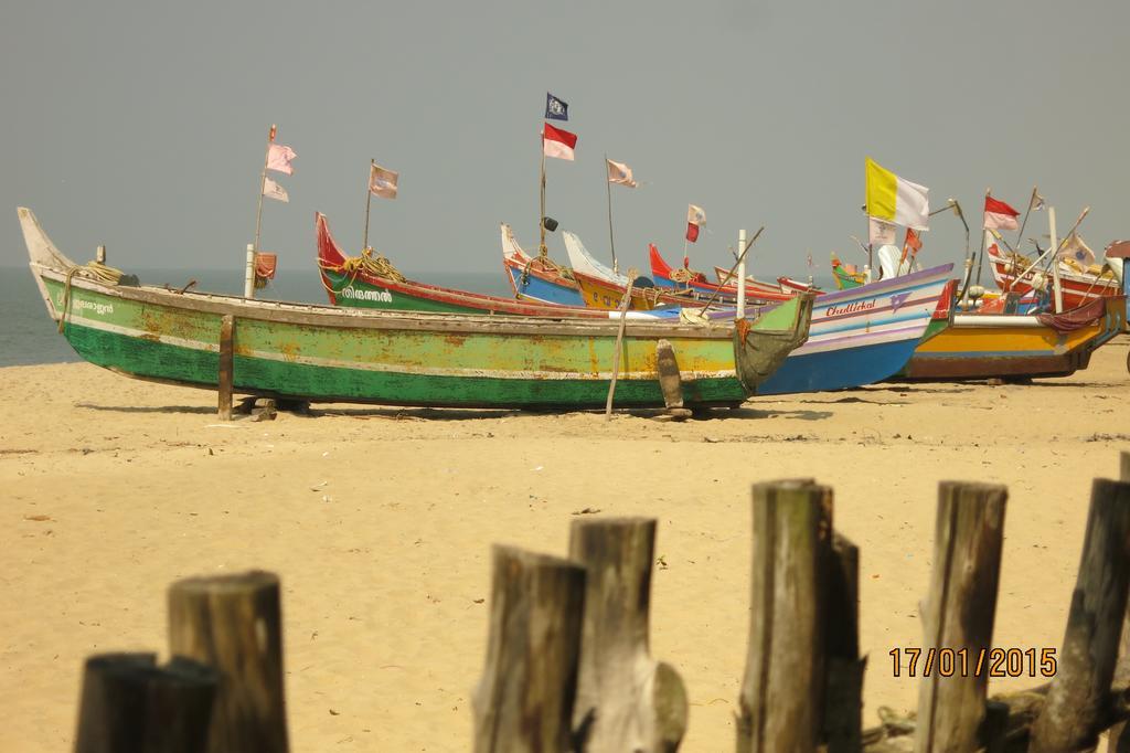 Marari Secret Beach Yoga Homestay Mararikulam Exteriör bild